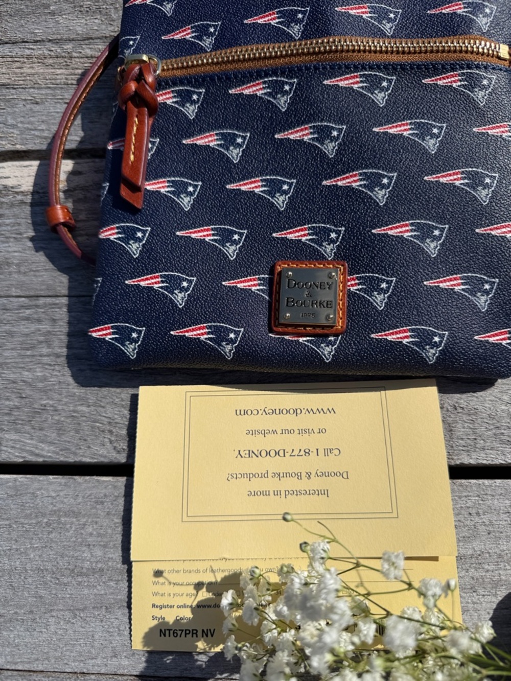 NFL New England Patriots Dooney & Bourke Crossbody Bag‎ PURSE BLUE NWT - Picture 4 of 6